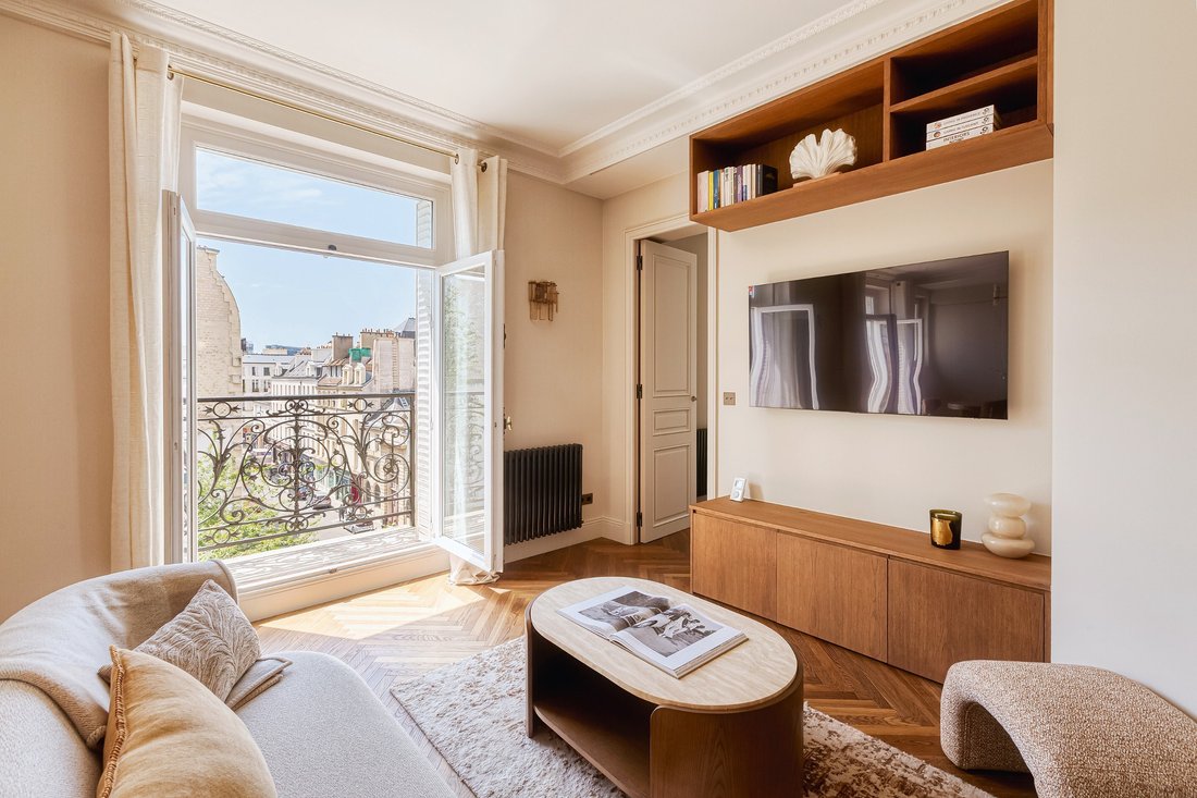 Apartment in Invalides, Paris 7e Arrondissement, Paris 3 - 18208609