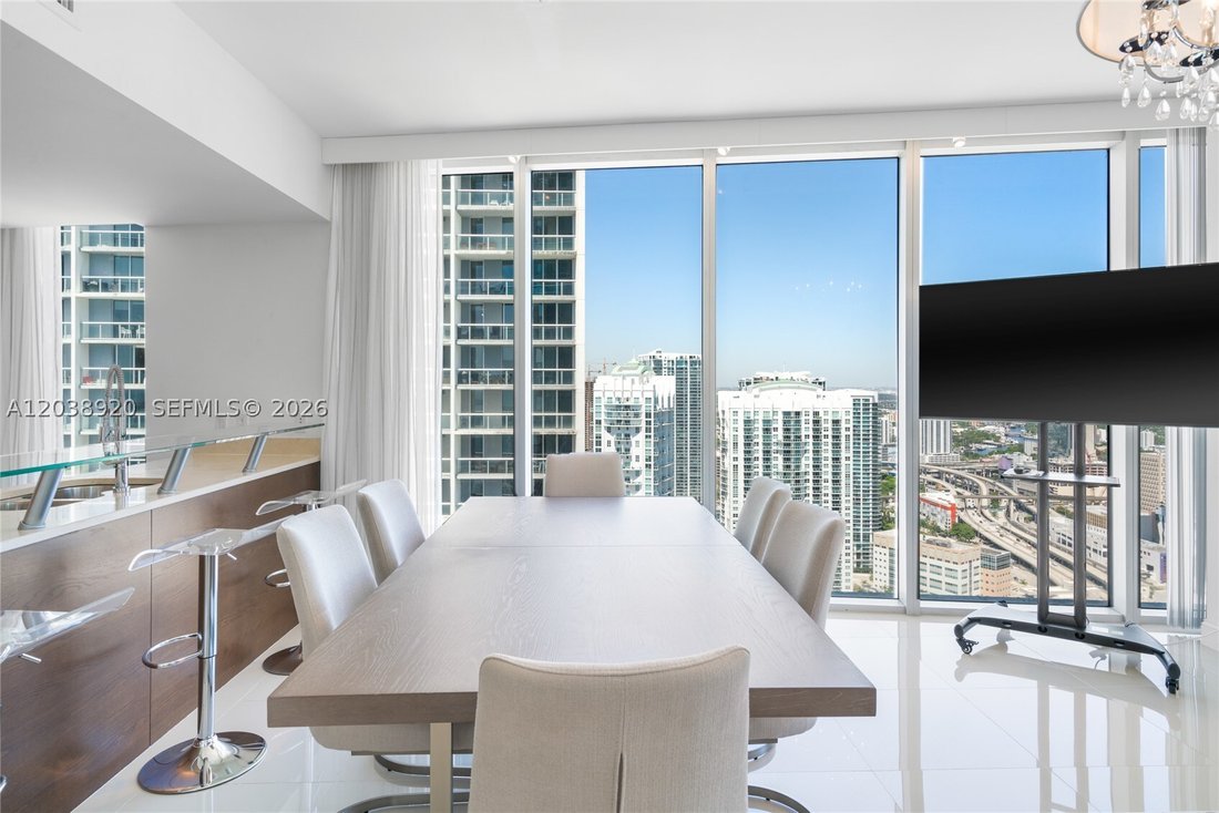 Condo in Miami, Florida, United States 5 - 18209468