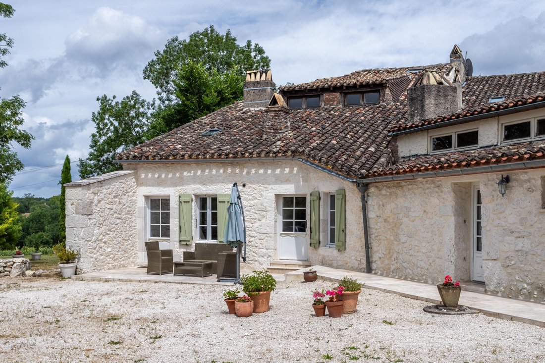 House in Montaigu-de-Quercy, Occitania, France 4 - 18209025