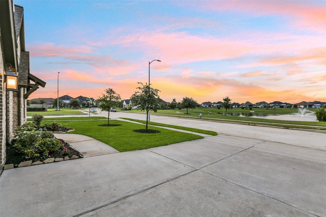House in Tomball, Texas, United States 4 - 18208458