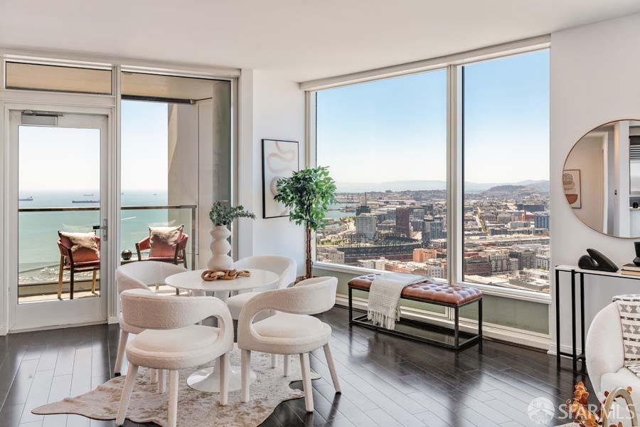 Condo in San Francisco, California, United States 1 - 17838471