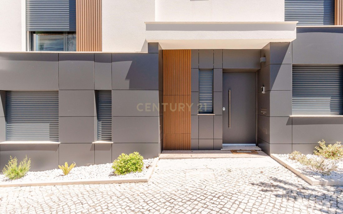 Villa in Loures, Lisbon, Portugal 4 - 18208992