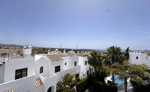 Townhouse in Estepona, Andalusia, Spain 1