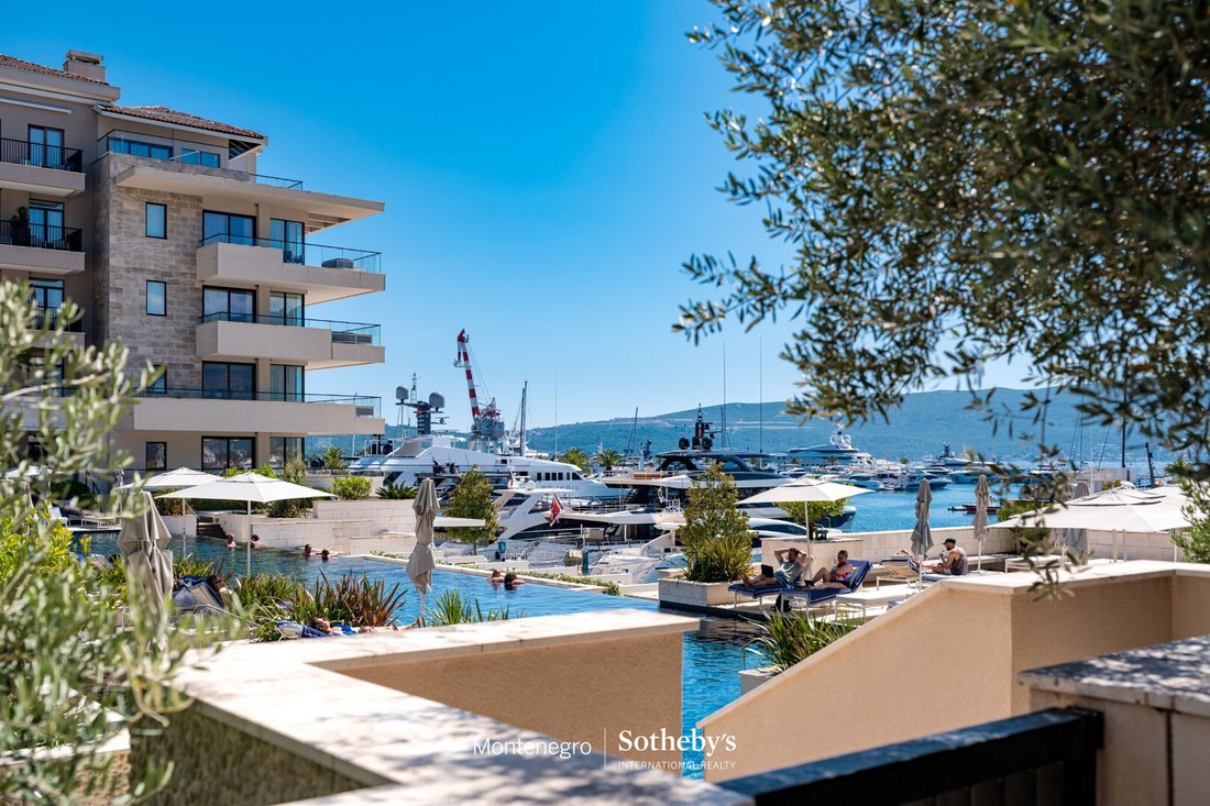 Appartamento a Teodo, Tivat Municipality, Montenegro 2 - 18209583