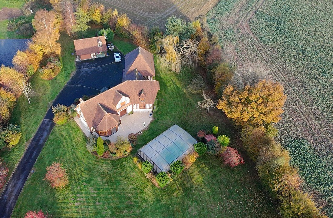 Villa à Pont-l'Évêque, Normandie, France 1 - 18209833