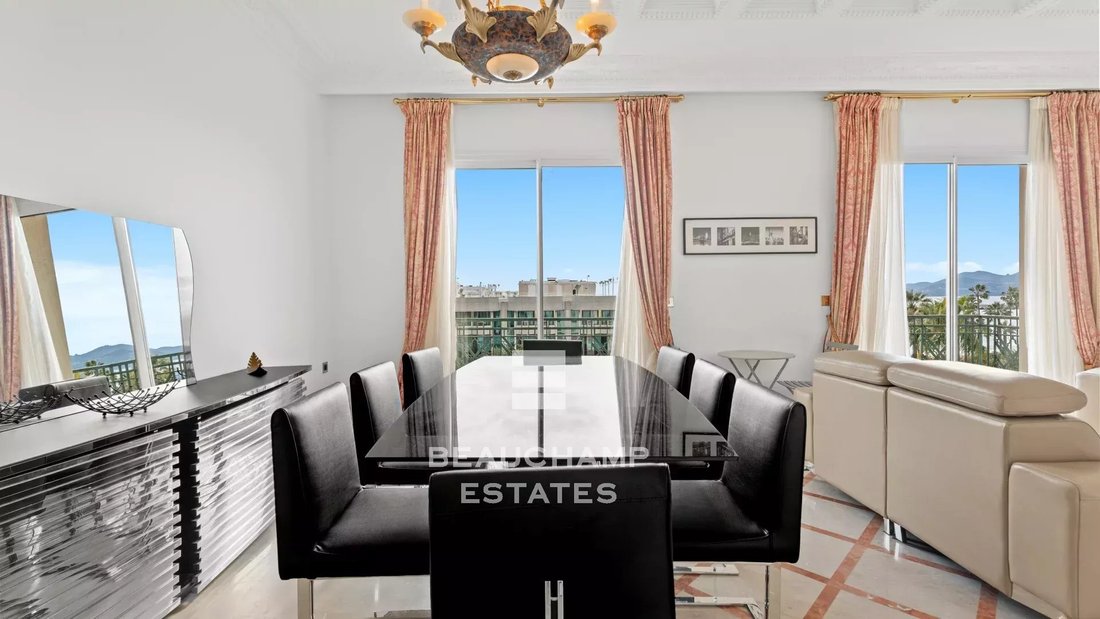Apartment in Cannes, Provence-Alpes-Côte d'Azur, France 5 - 14968211