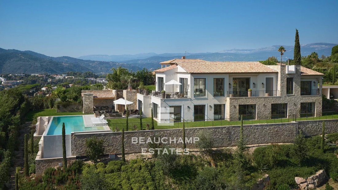 Villa in Cannes, Provence-Alpes-Côte d'Azur, France 4 - 14968240
