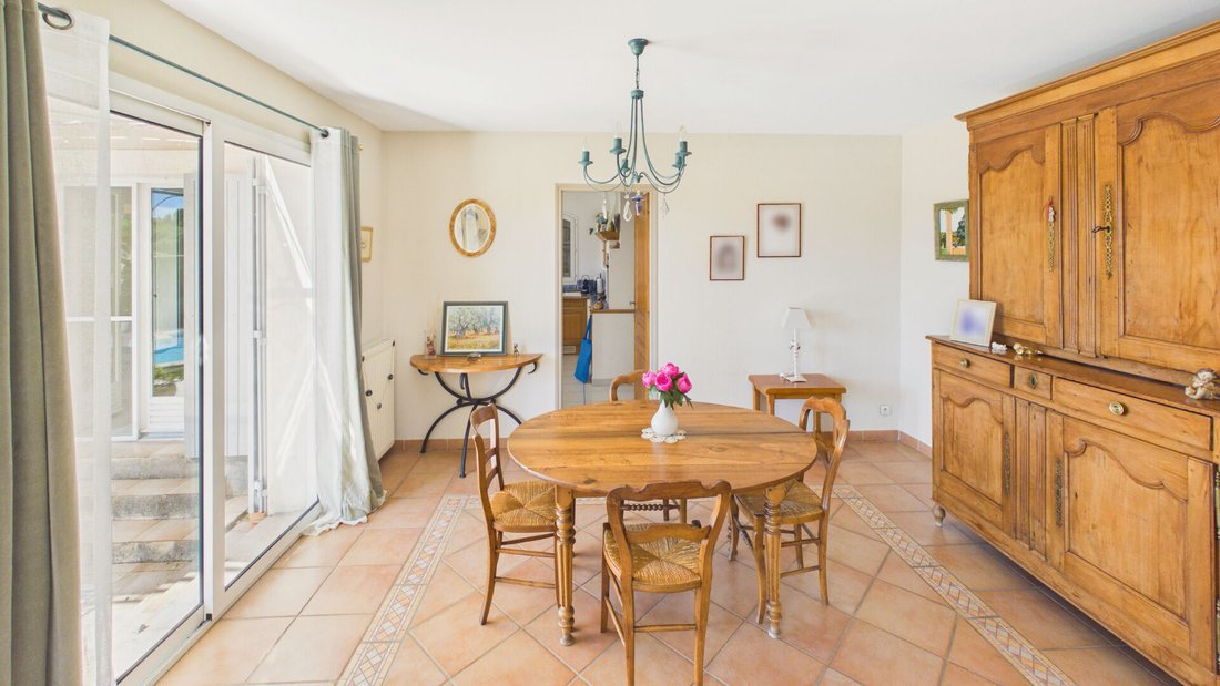 Villa in Eyragues, Provence-Alpes-Côte d'Azur, France 5 - 18209846