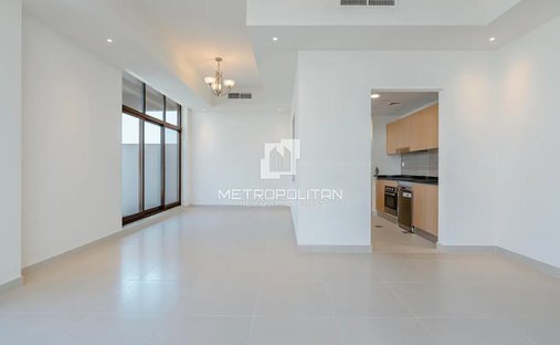 Villa in MBR City / Mohammed Bin Rashid City, Dubai, United Arab Emirates 1