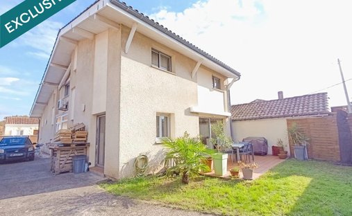 House in Coteaux, Floirac, France 1