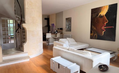 House in Hôtel de Ville-Quinconce-Saint Seurin-Fondaudège, Bordeaux, France 1