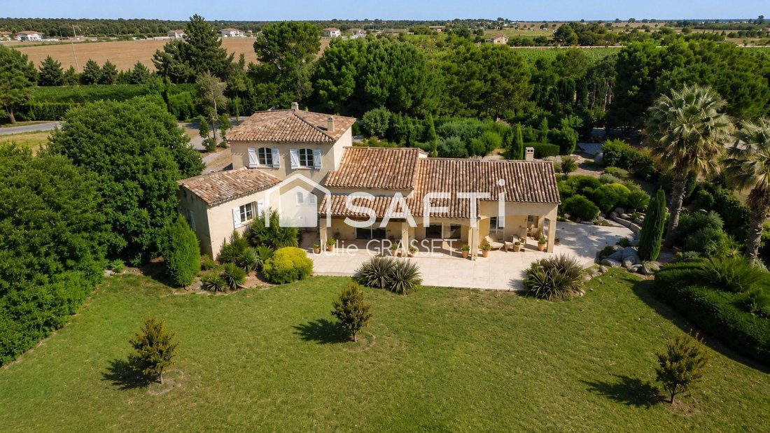 House in Ancien Hôpital, Beziers, France 1 - 18210725