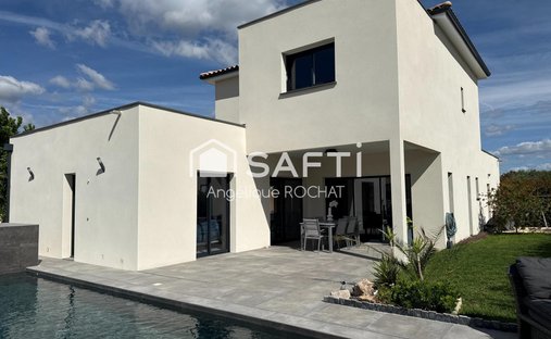 House in Magalas, Occitania, France 1