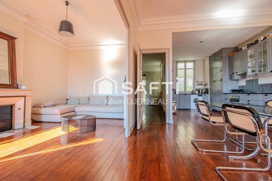 Apartment in Hôtel de Ville-Quinconce-Saint Seurin-Fondaudège, Bordeaux, France 3 - 17366001