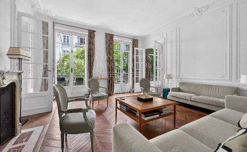 Apartment in Porte Dauphine, Paris 16e Arrondissement, Paris 1