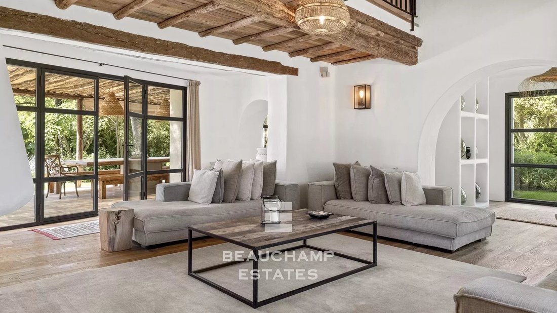 Villa in Mougins, Provence-Alpes-Côte d'Azur, France 3 - 14377723