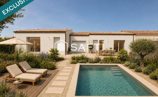 House in Breuillet, Nouvelle-Aquitaine, France 1