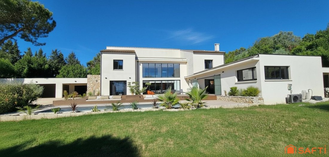 House in Pujaut, Occitania, France 2 - 18084014