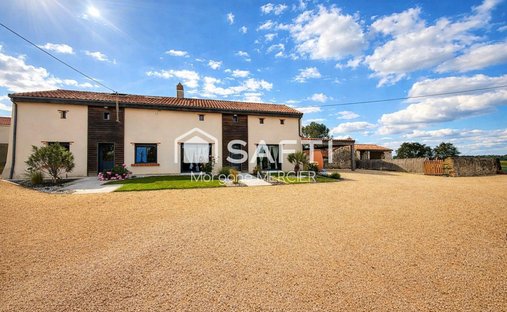 Casa a Voulmentin, Nuova Aquitania, Francia 1