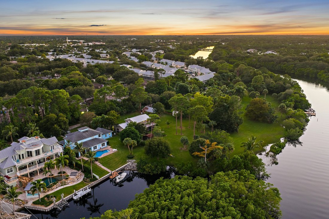 Jupiter, Florida, United States 2 - 18209848