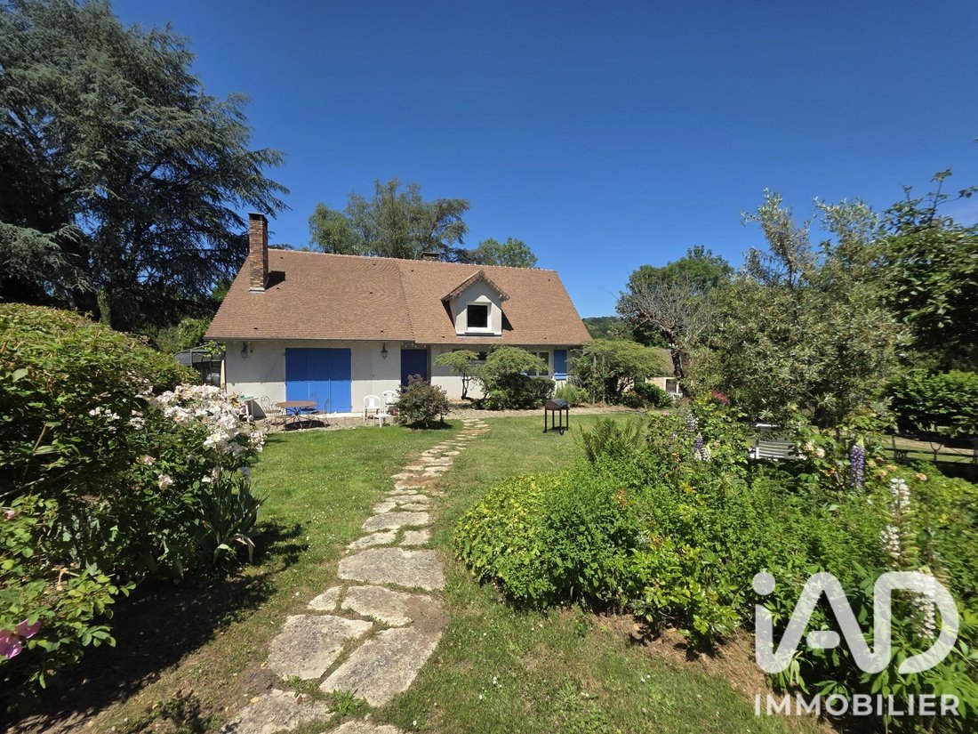 House in Dampierre-en-Yvelines, Ile-de-France, France 3 - 17096395
