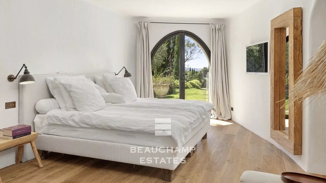 Villa in Mougins, Provence-Alpes-Côte d'Azur, France 5 - 14377723