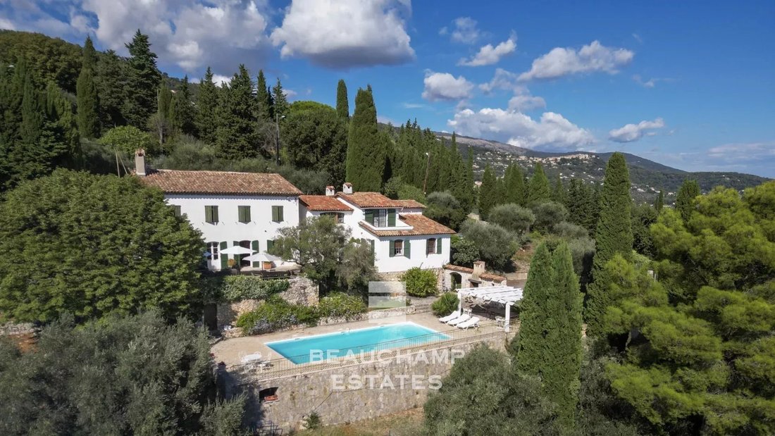 Villa in Le Tignet, Provence-Alpes-Côte d'Azur, France 1 - 17889645