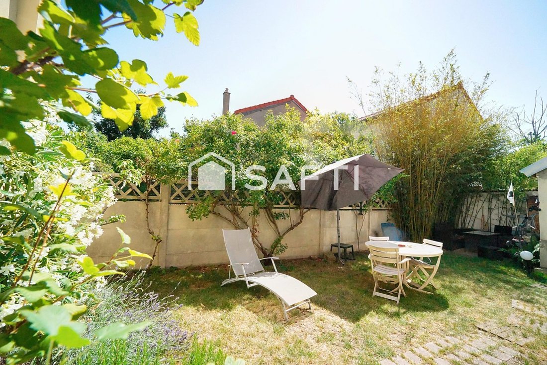 House in Fontenay-sous-Bois, Ile-de-France, France 5 - 18210695