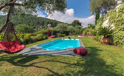 House in La Roquette-sur-Var, Provence-Alpes-Côte d'Azur, France 1
