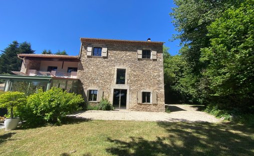 House in Saint-Denis, Occitania, France 1
