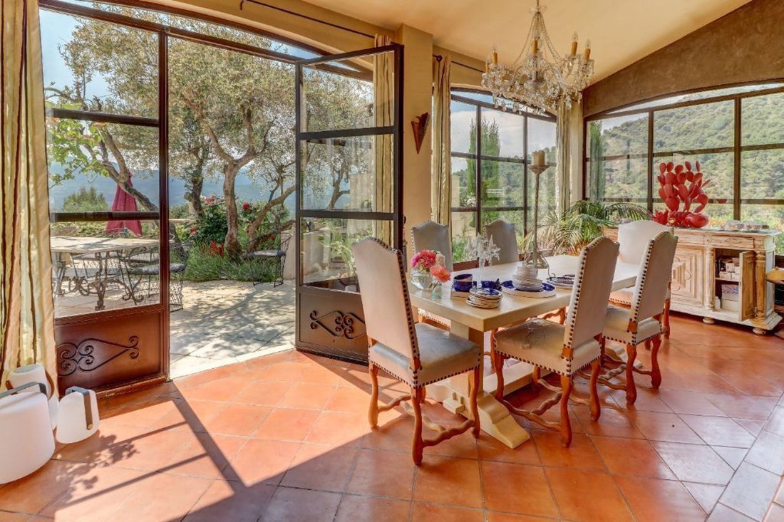 House in La Roquette-sur-Var, Provence-Alpes-Côte d'Azur, France 2 - 18209782