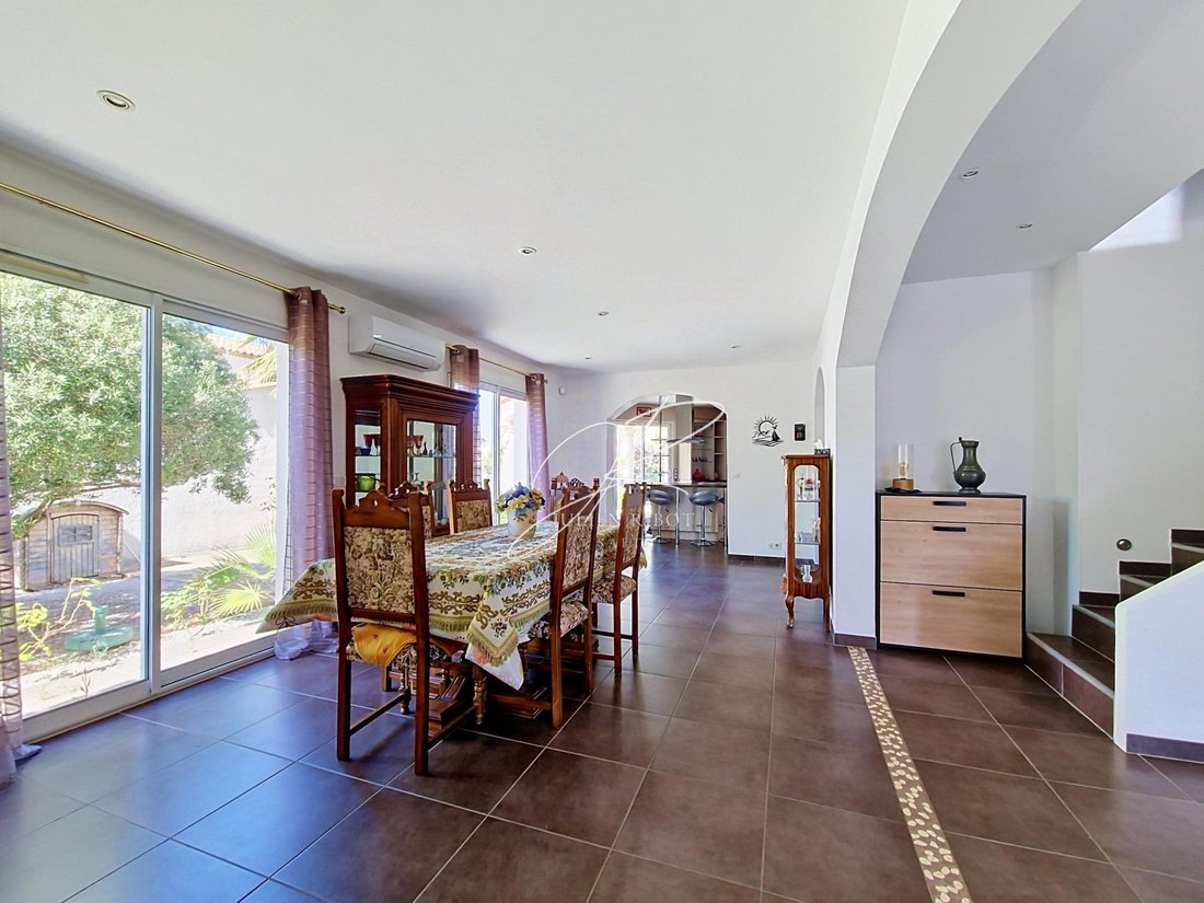 House in Villeneuve-lès-Béziers, Occitania, France 3 - 18210686