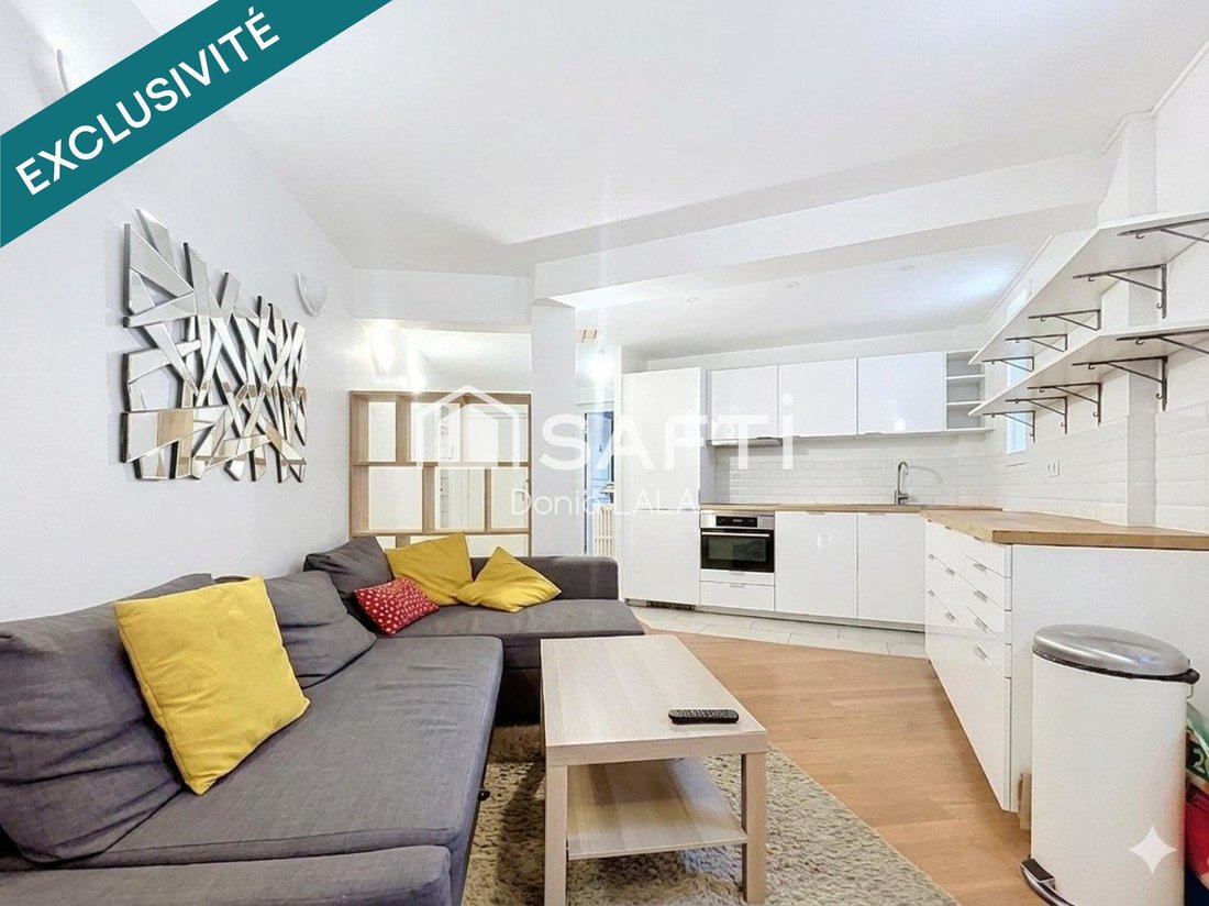 Apartment in Arrondissement of Bobigny, Ile-de-France, France 1 - 18210657