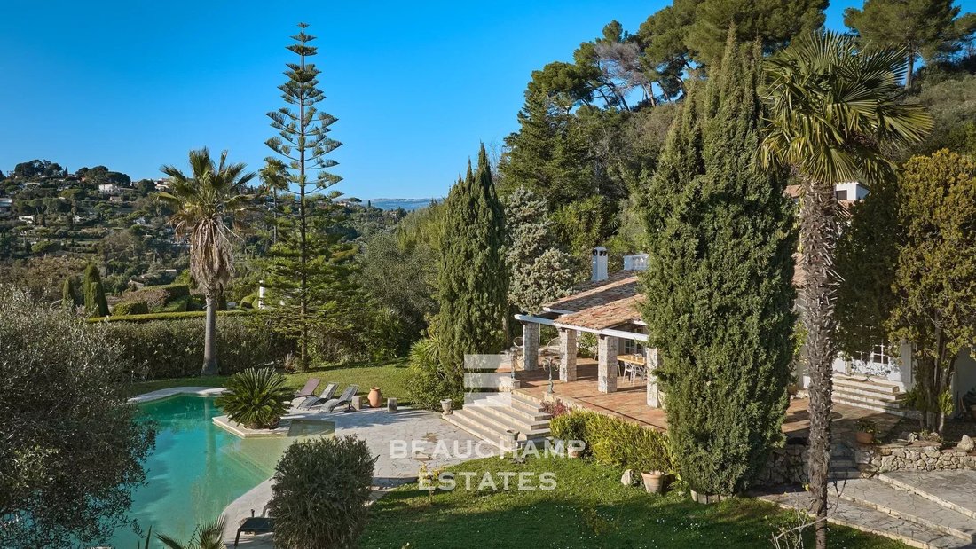Villa in Mougins, Provence-Alpes-Côte d'Azur, France 1 - 15438736