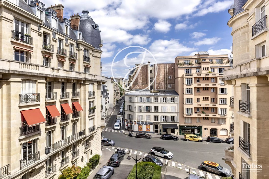 Apartment in Auteuil Nord, Paris 16e Arrondissement, Paris 4 - 18209613