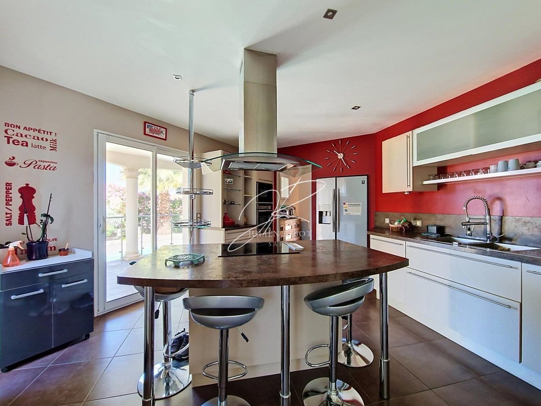 House in Villeneuve-lès-Béziers, Occitania, France 5 - 18210686