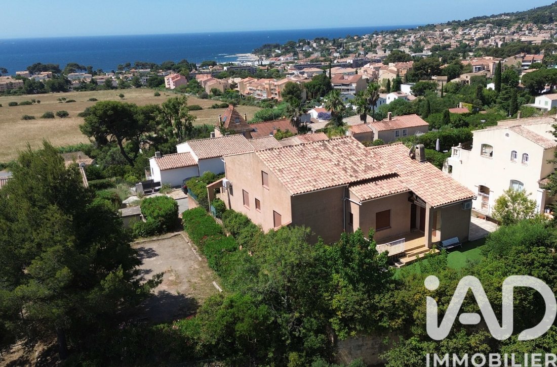 House in Carqueiranne, Provence-Alpes-Côte d'Azur, France 1 - 17272295