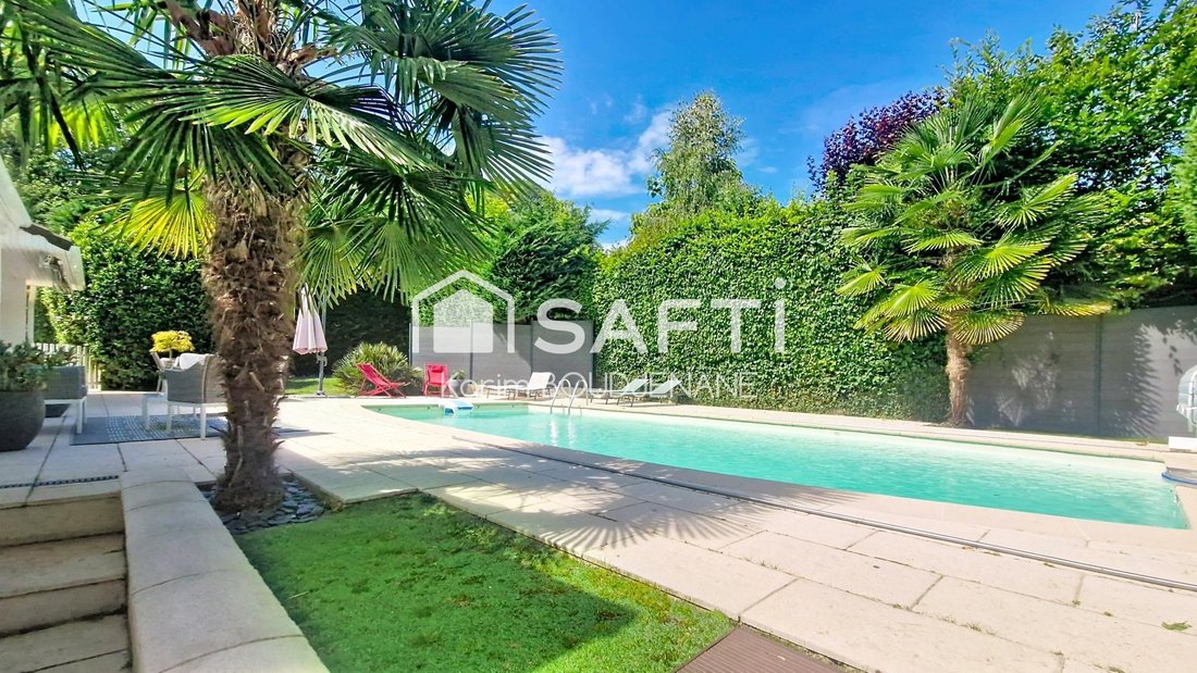 House in Viarmes, Ile-de-France, France 1 - 18210655