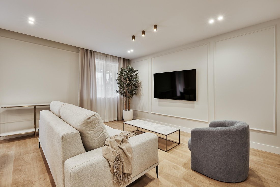 Apartment in Barrio Salamanca, Madrid, Spain 2 - 18210696