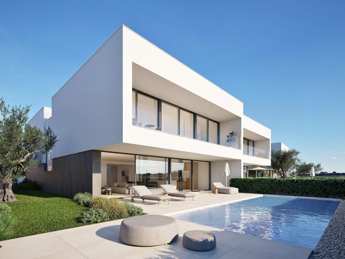 Villa in Praia De Porto Mós, Sao Goncalo de Lagos, Algarve 1 - 18210656