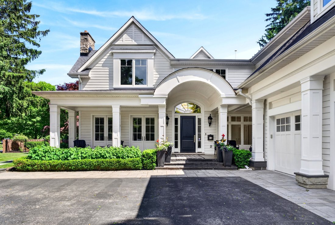 House in Burlington, Ontario, Canada 2 - 18210502