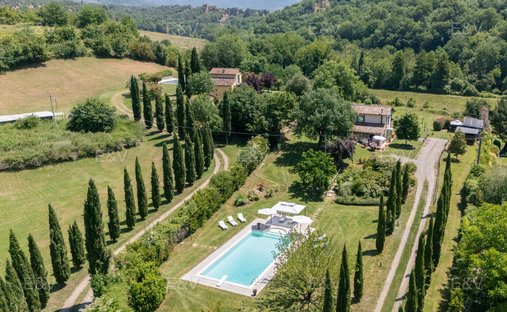 Villa en Terranuova Bracciolini, Toscana, Italia 1