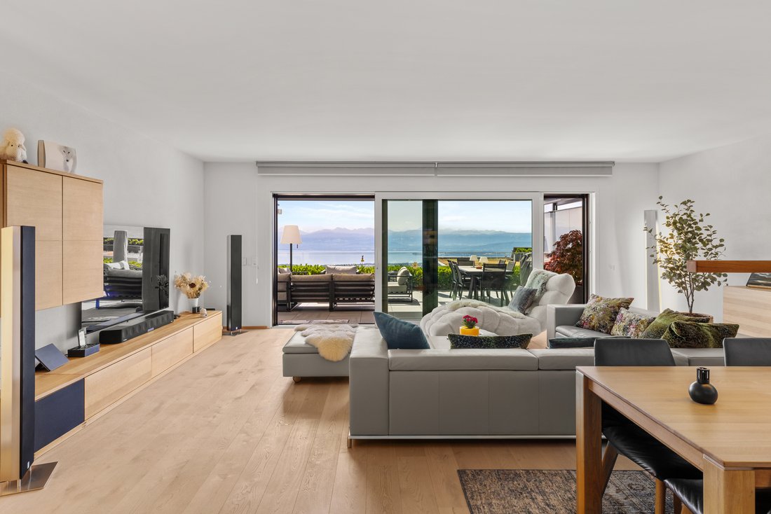 Apartment in Arzier-Le Muids, Vaud, Switzerland 4 - 18210759