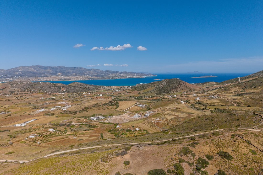 Land in Antiparos, Aegean, Greece 1 - 18210384