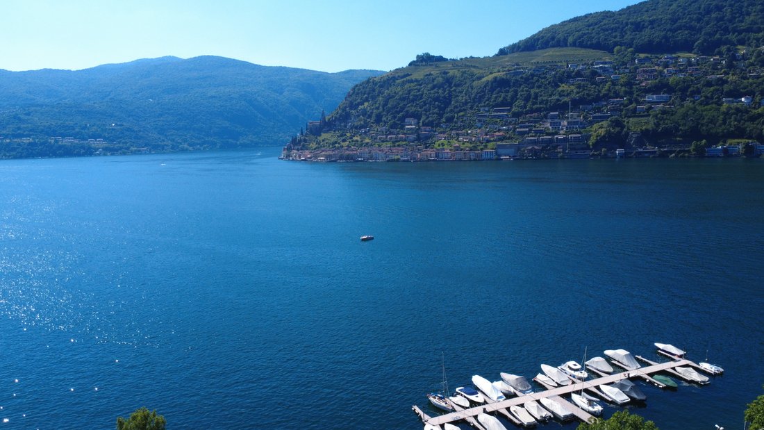 Land in Brusino Arsizio, Ticino, Switzerland 1 - 18210761