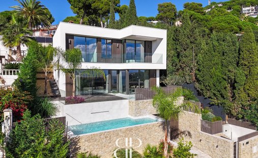 Villa in Lloret de Mar, Catalonia, Spain 1