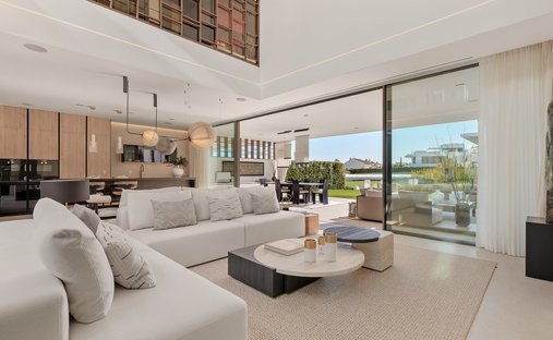 Villa in Goldene Meile, Andalusien, Spanien 1