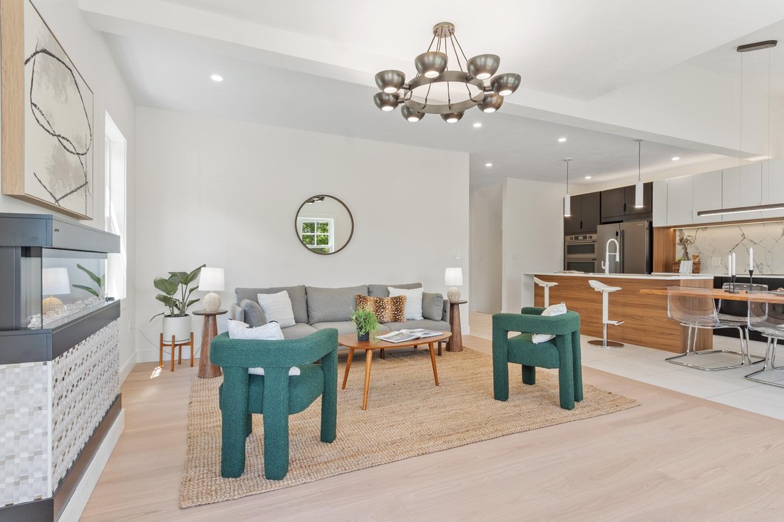 Condo in Bedford, Massachusetts, United States 3 - 18210475
