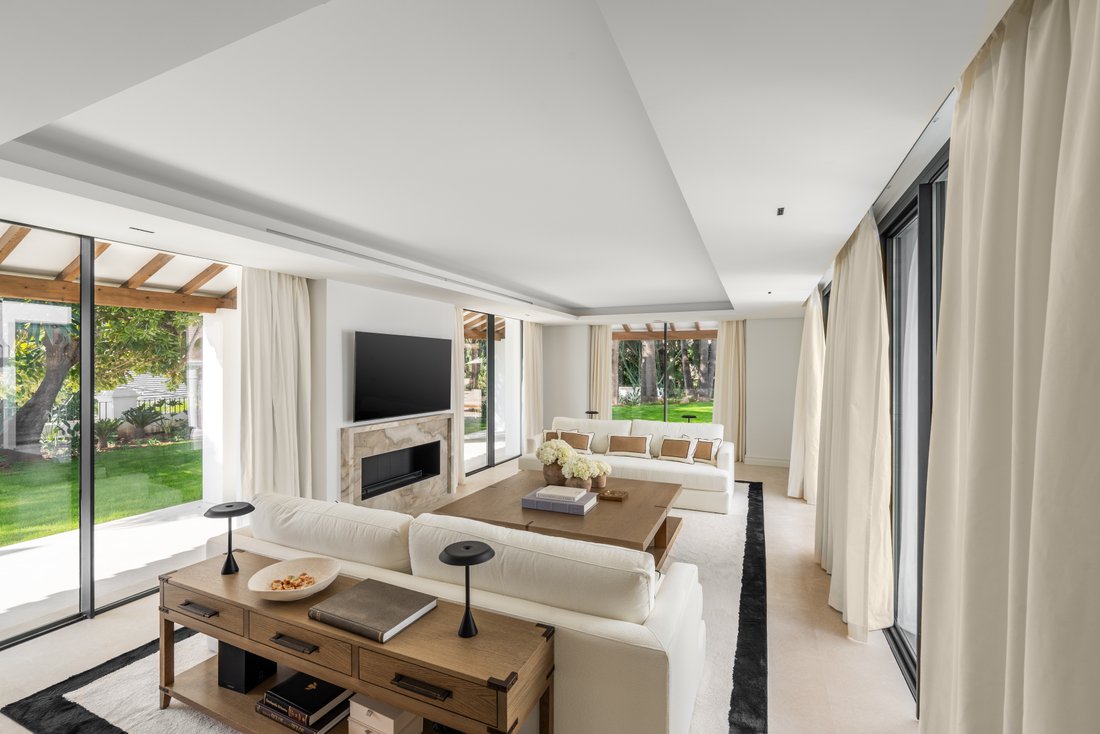 Villa in Nueva Andalucia, Marbella, Spain 4 - 18210039