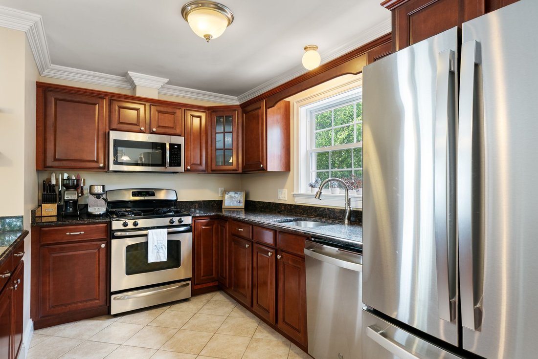 Condo in Quincy, Massachusetts, United States 5 - 18210465